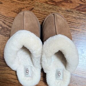UGG Tan Slippers with Cream Shearling